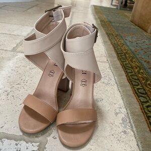 Vici Cream and Tan Heels with Adjustable Straps